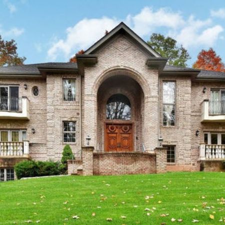 Don Omar's house in Closter, New Jersey